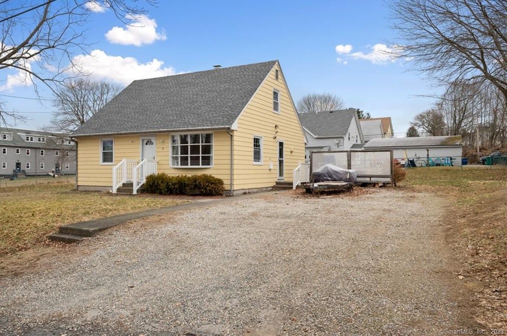 18 Victoria, Norwich, CT 06351