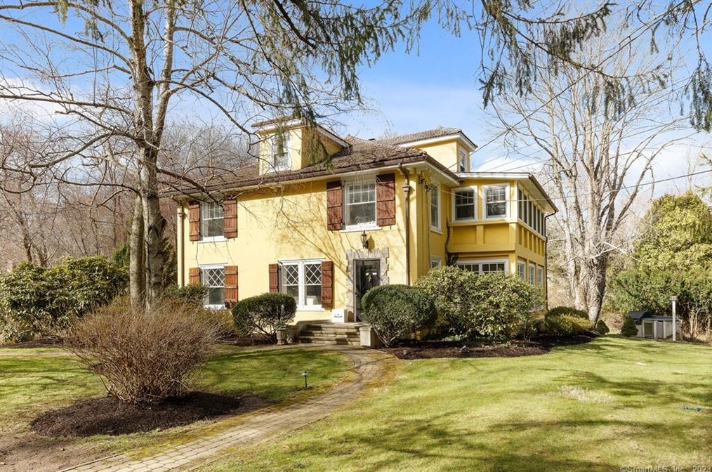 121 Middlesex Rd, Tokeneke, CT 06820