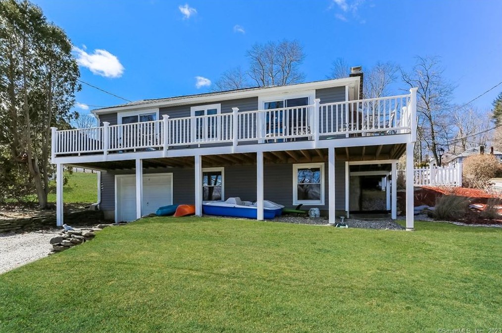 3 Oakland Rd, Amston, CT 06231