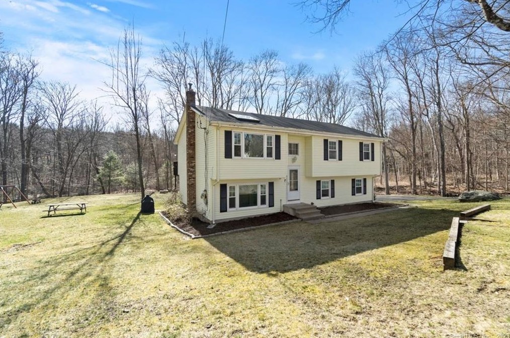 6 Glenwood, East Hampton, CT 06447