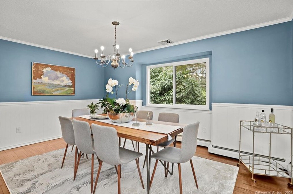 16 Bartram Dr, West Redding CT  06896-1508 exterior