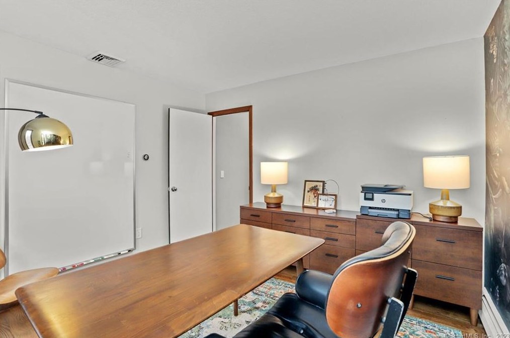 16 Bartram Dr, West Redding CT  06896-1508 exterior