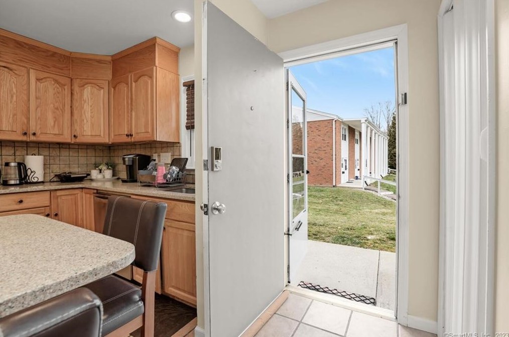 133 Seemans #7, Milford, CT 06460