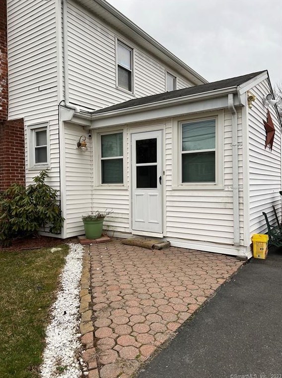 244 Walsh Ave, Hartford, CT 06111