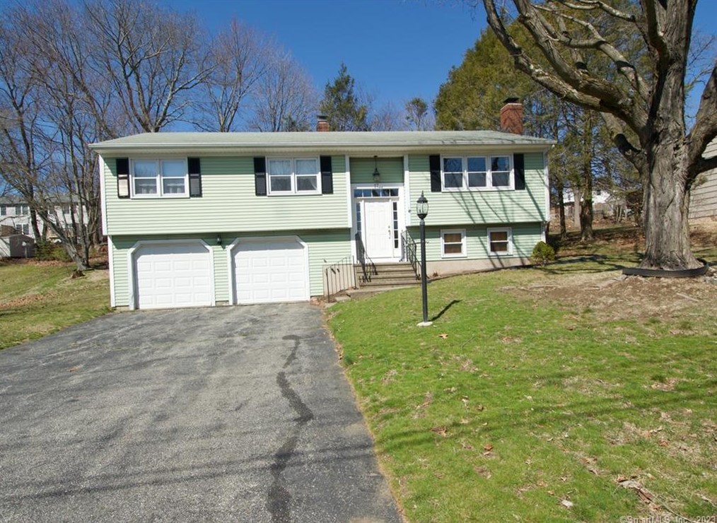 17 Selma, Derby, CT 06418