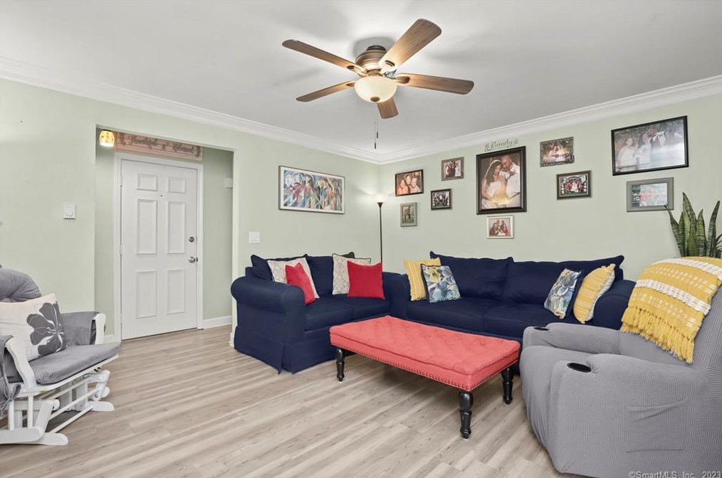 16 Scuppo Rd, Danbury, CT 06811-5253