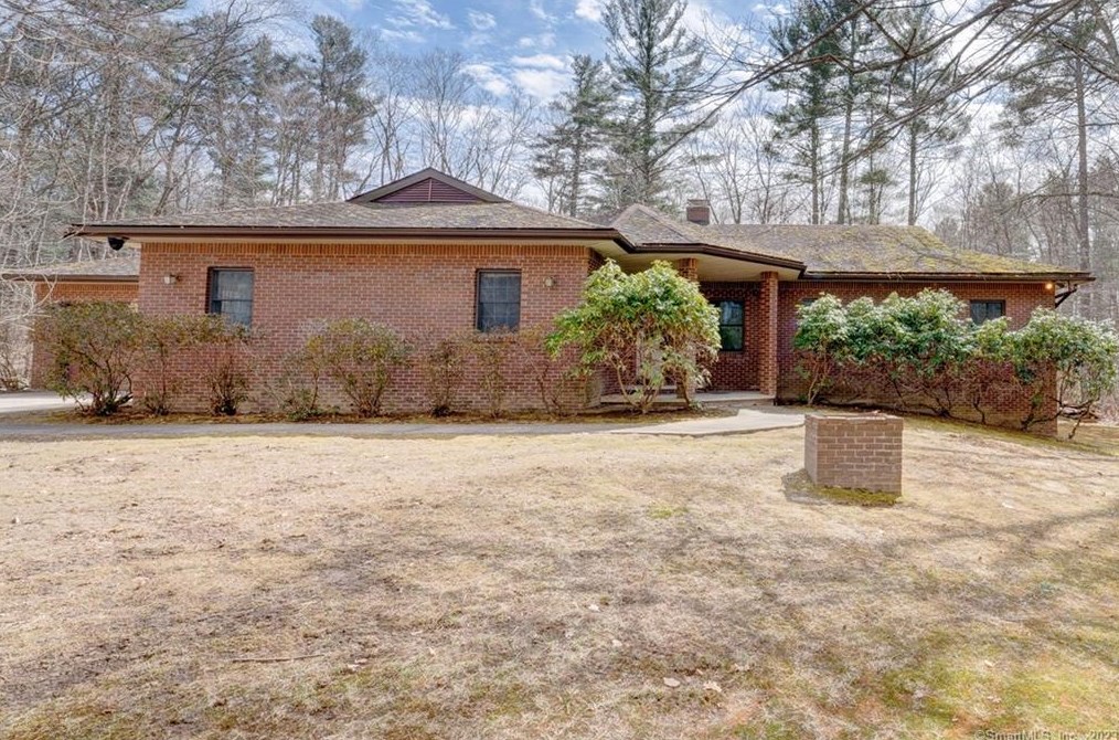 7 Old Stone, Eastford, CT 06242