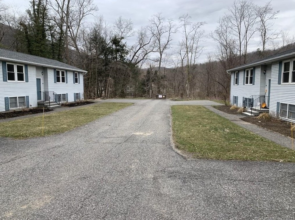 44 Elizabeth St #c, Kent, CT 06757