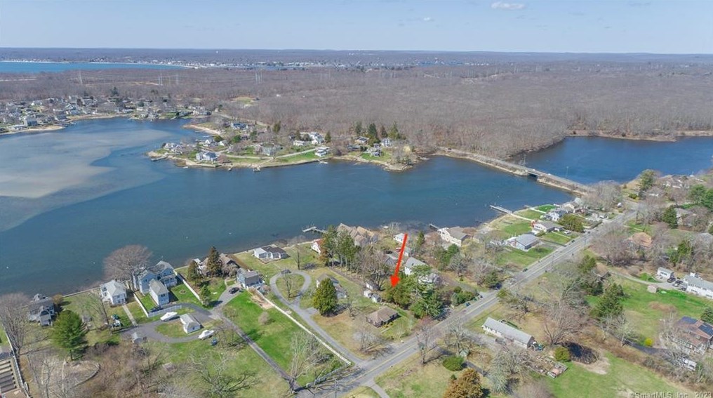 212 Shore, Waterford, CT 06385