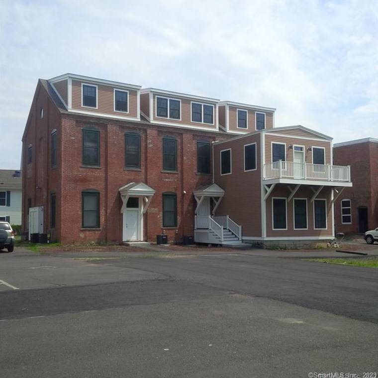 35 Mill St #b, Unionville, CT 06085