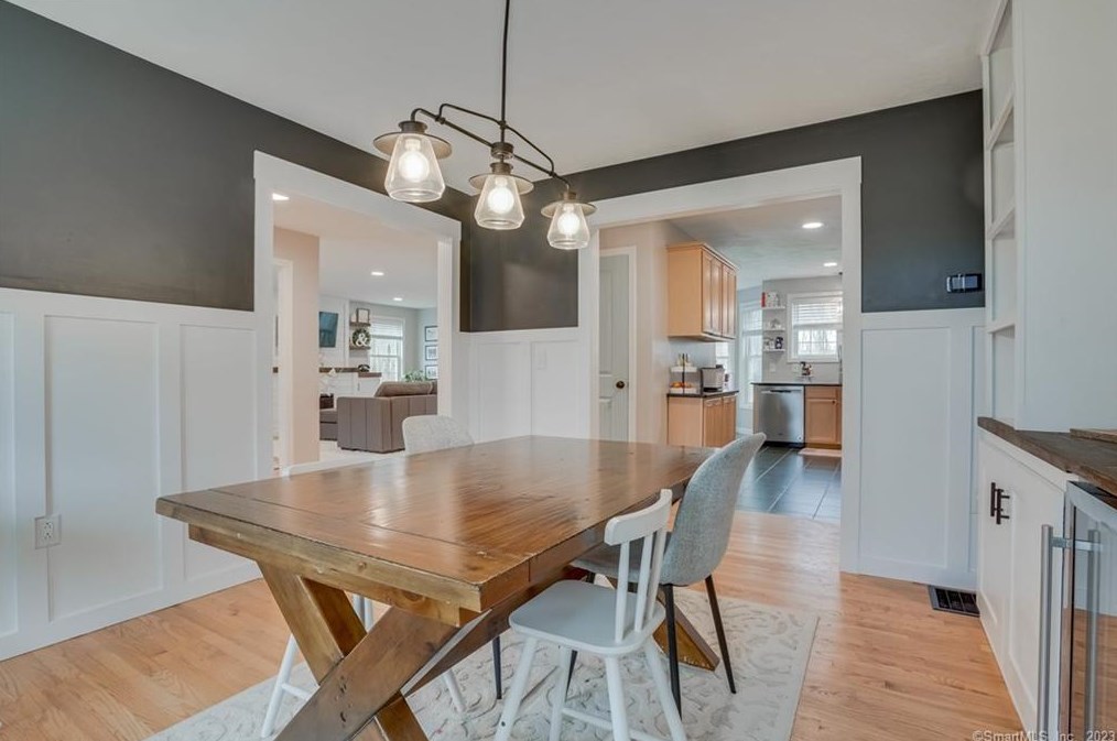 25 Church St, Brooklyn CT  06234-1507 exterior