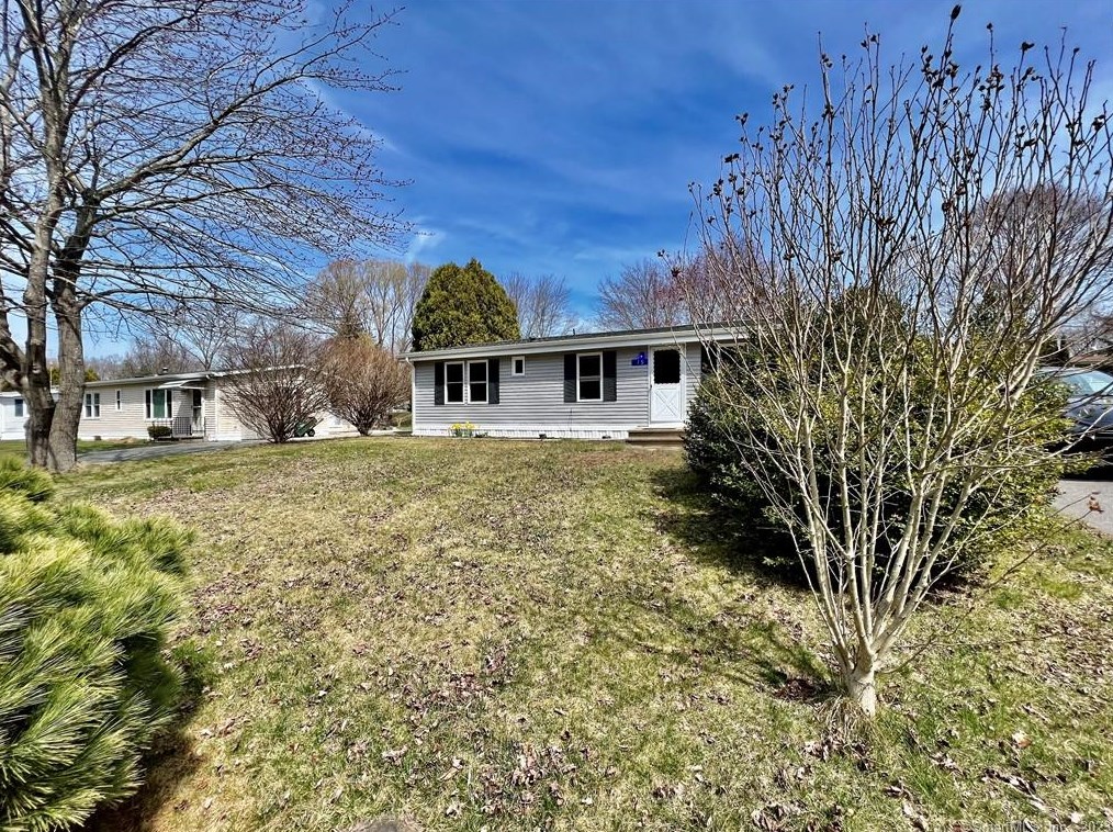 15 Quail Rd, Colchester, CT 06415