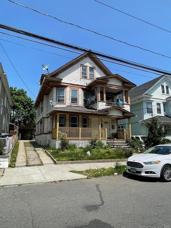 294 Garfield Ave #1, Bridgeport, CT 06606
