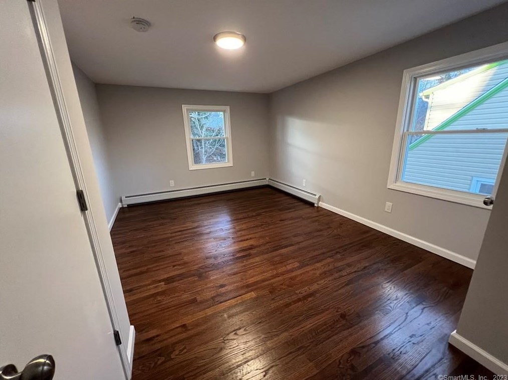 70 Bellevue Ave, New Haven CT  06516-6701 exterior