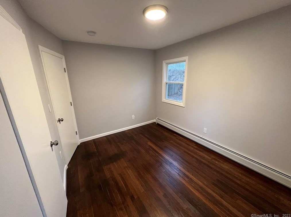 70 Bellevue Ave, New Haven CT  06516-6701 exterior