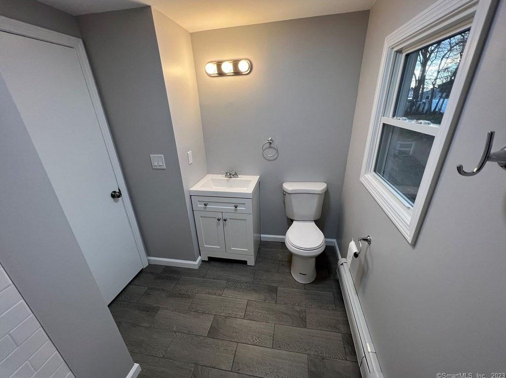70 Bellevue Ave, New Haven CT  06516-6701 exterior