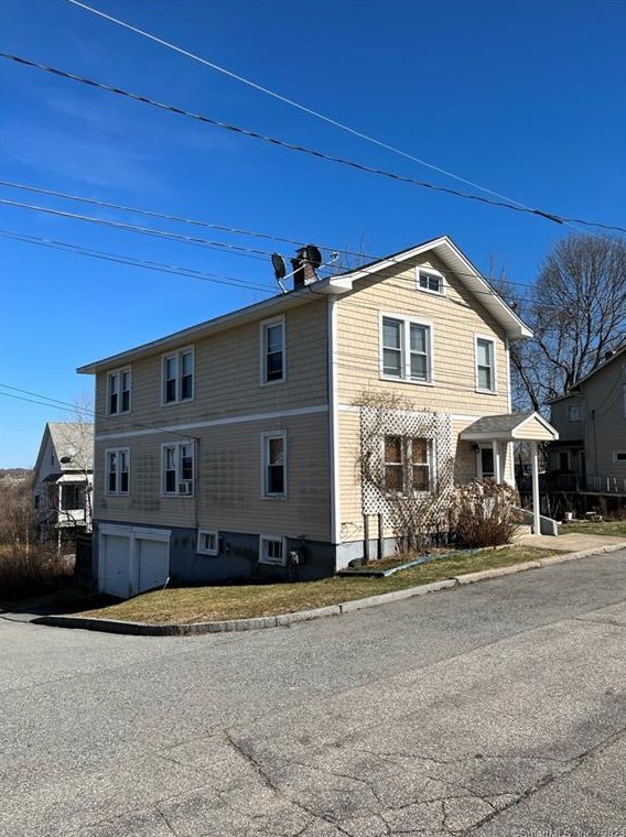 120 Riverview Ave, United States Coast Guard Ac, CT 06320