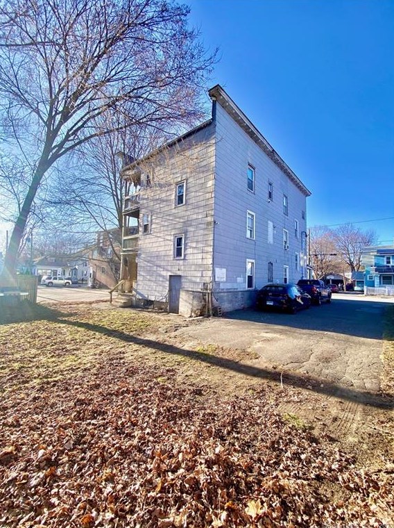 12 Margerie St, Torrington, CT 06790