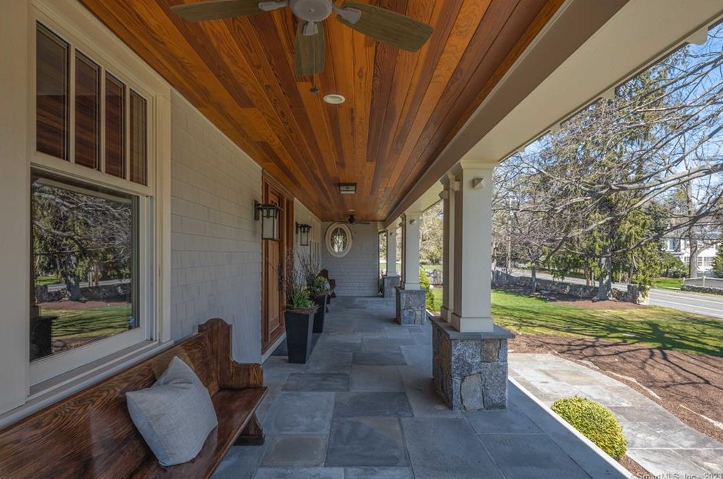 104 Hillspoint Rd, Westport, CT 06880