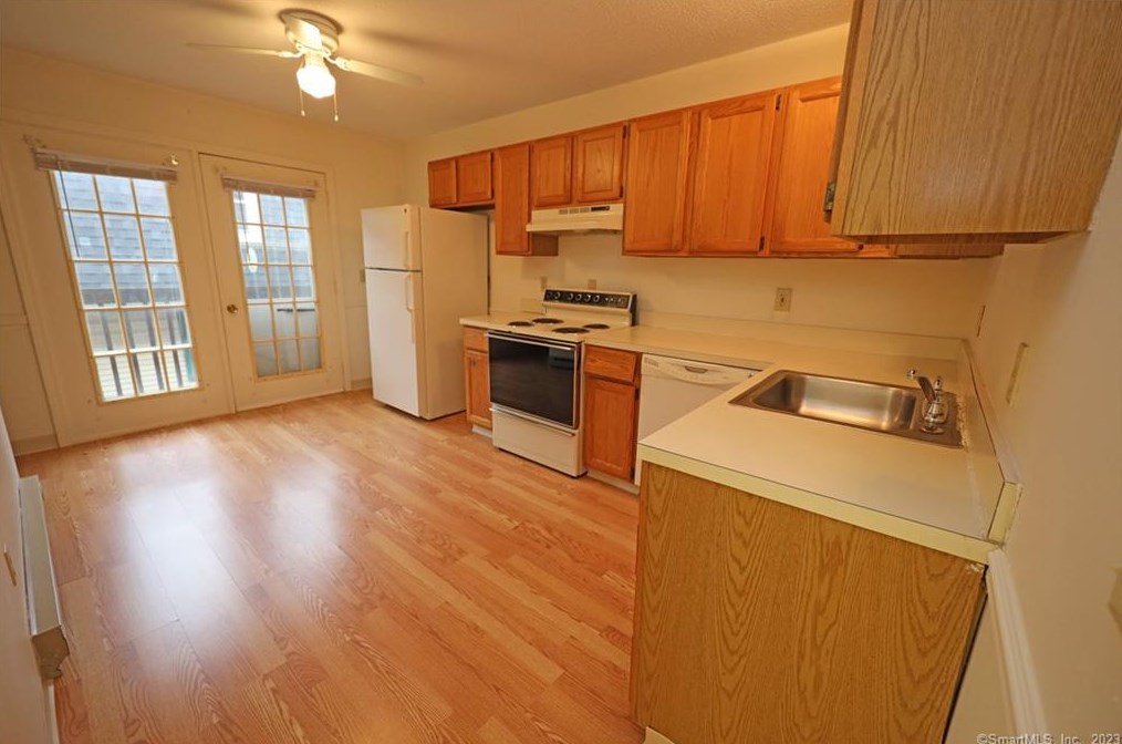 260 Scott Rd #5, Waterbury, CT 06705