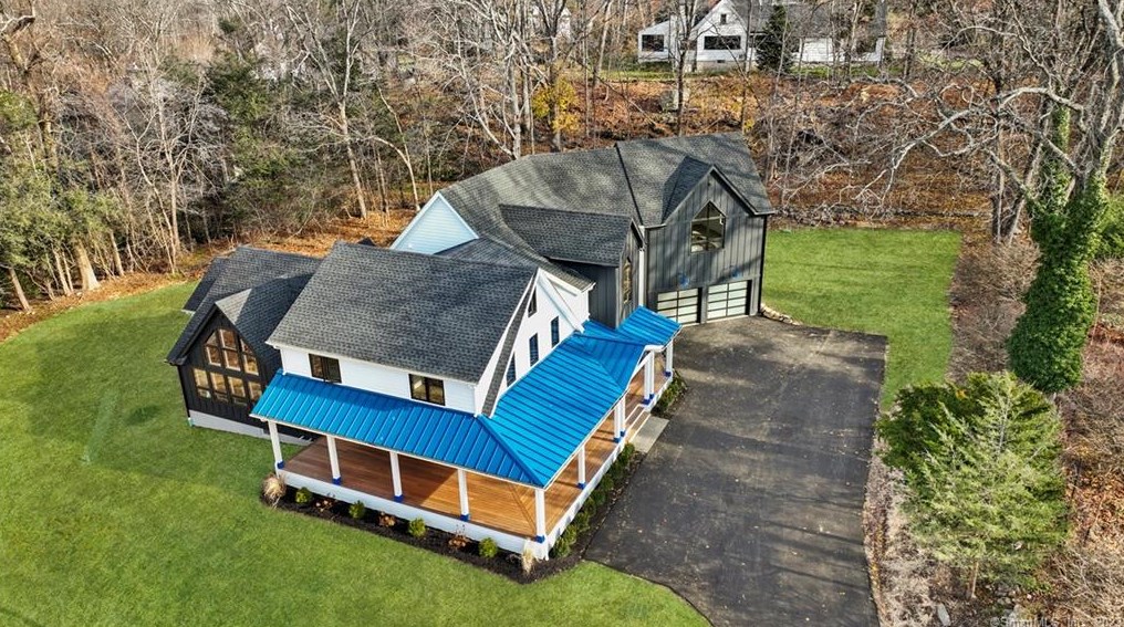 125 Compo Rd S Ln, Westport CT  06880 exterior