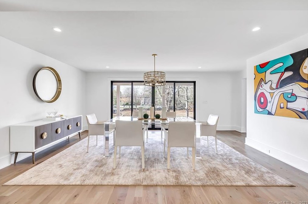 125 Compo Rd S Ln, Westport CT  06880 exterior