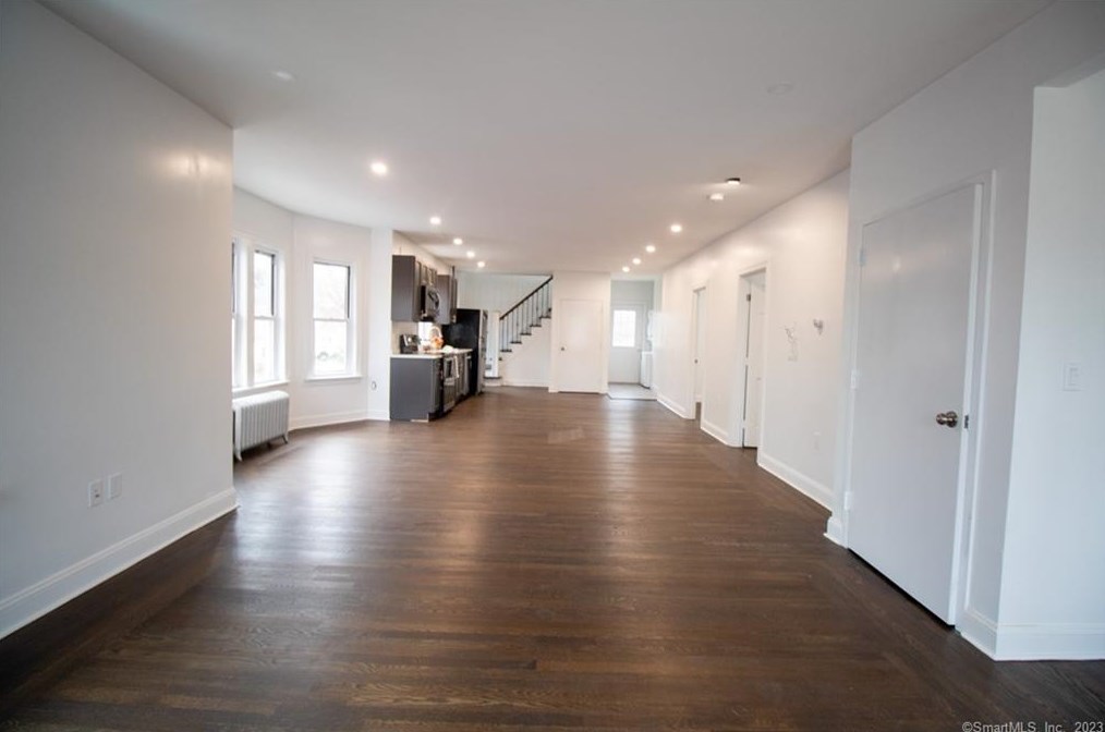 58 Colman St #2, United States Coast Guard Ac, CT 06320