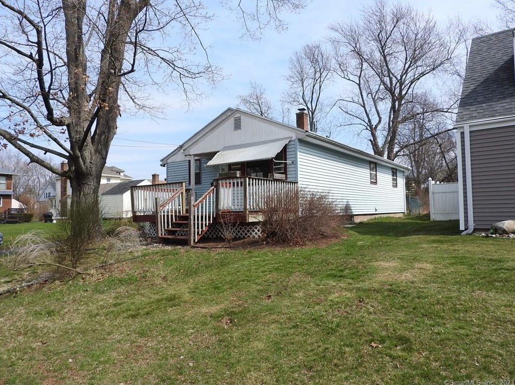 148 Evergreen Cir, Middletown, CT 06457