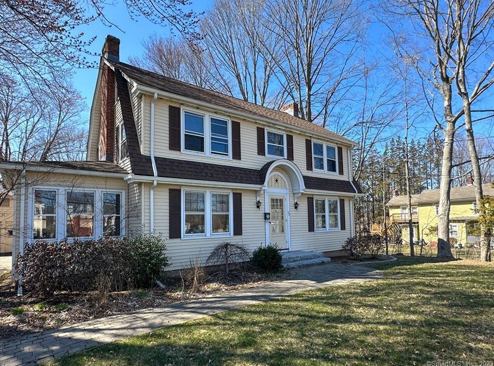 35 West St, Middletown, CT 06457