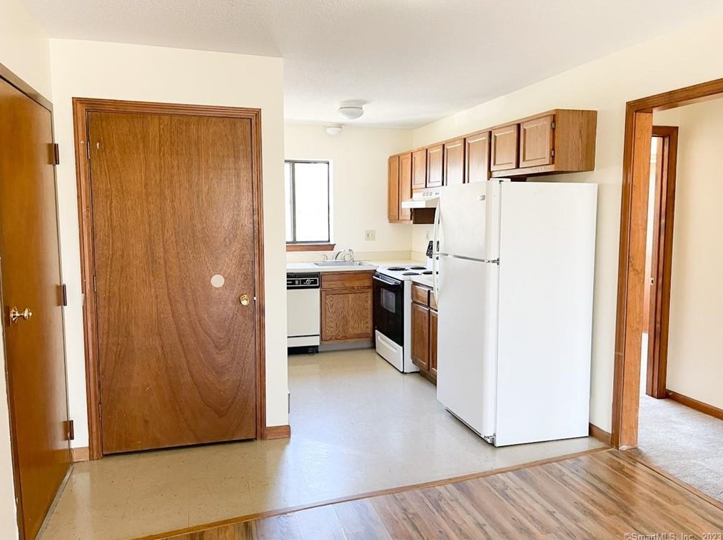 99 N Turnpike Rd #83, Wallingford, CT 06492