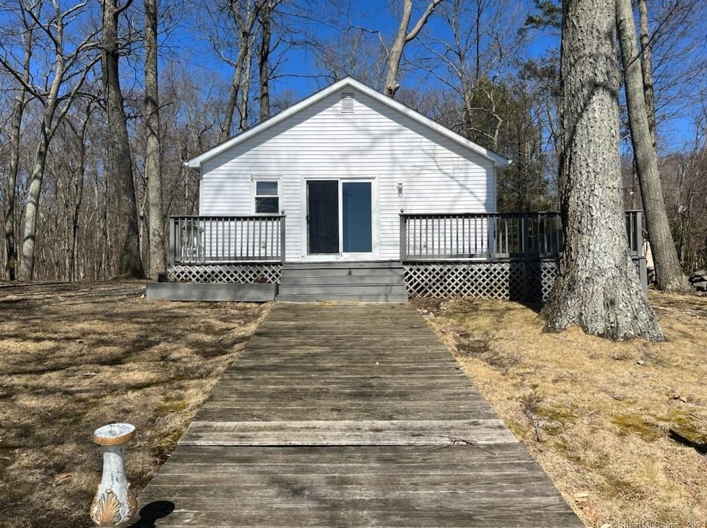 2 Deepwood Dr, Exeter, CT 06249