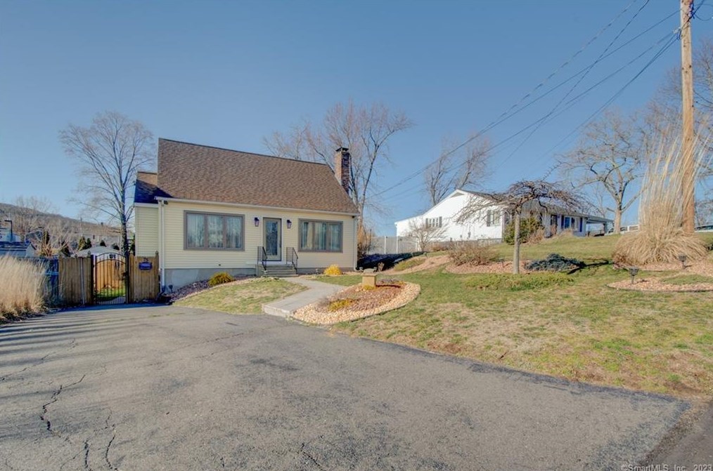 75 Mitchell, Bristol, CT 06010