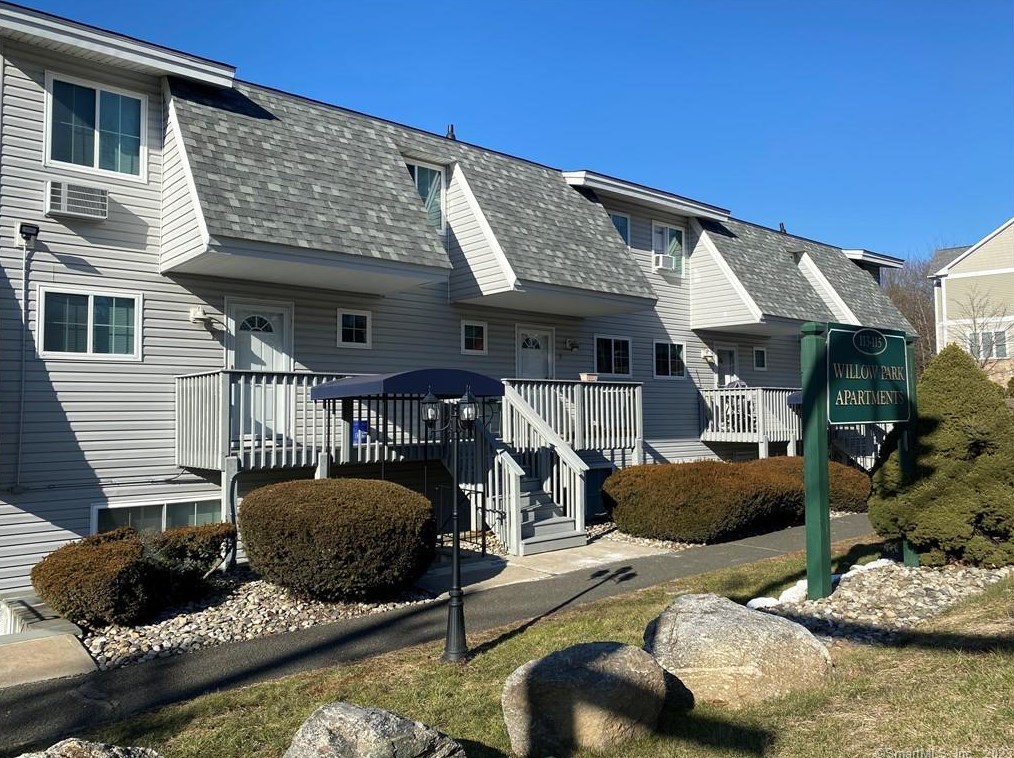 113 Park Ave #4, Danbury, CT 06810