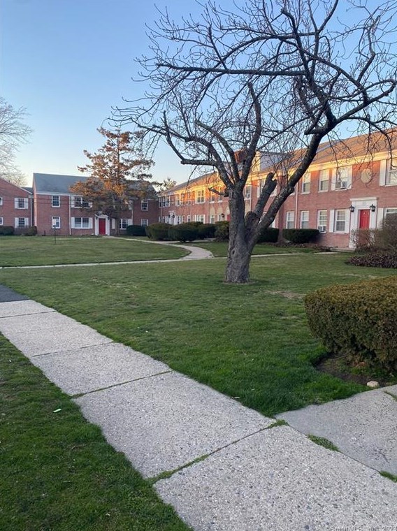 21 Revere Dr #1, Stamford, CT 06902