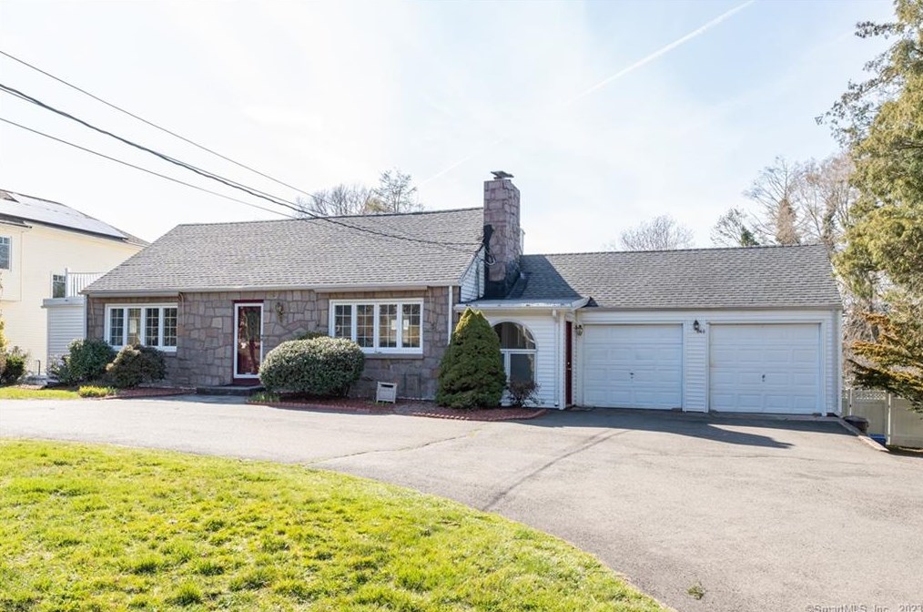 1560 Ridge, North Haven, CT 06473