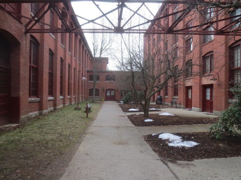 839 Main St #97, Torrington, CT 06790