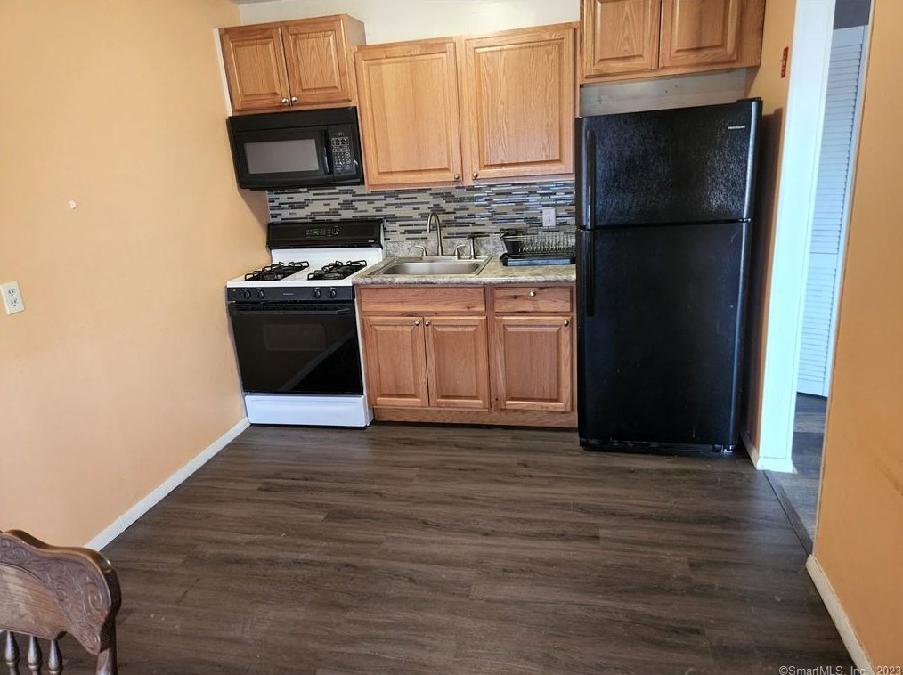 27 Redwood Dr #g, New Haven, CT