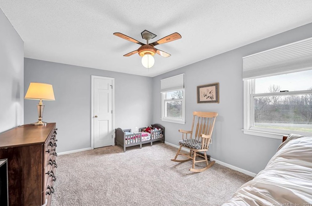 1405 East St, Suffield CT  06078-1308 exterior