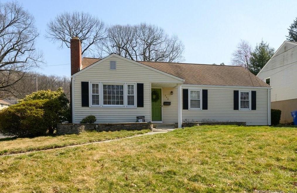 266 Goodale Dr, Hartford, CT 06111 exterior