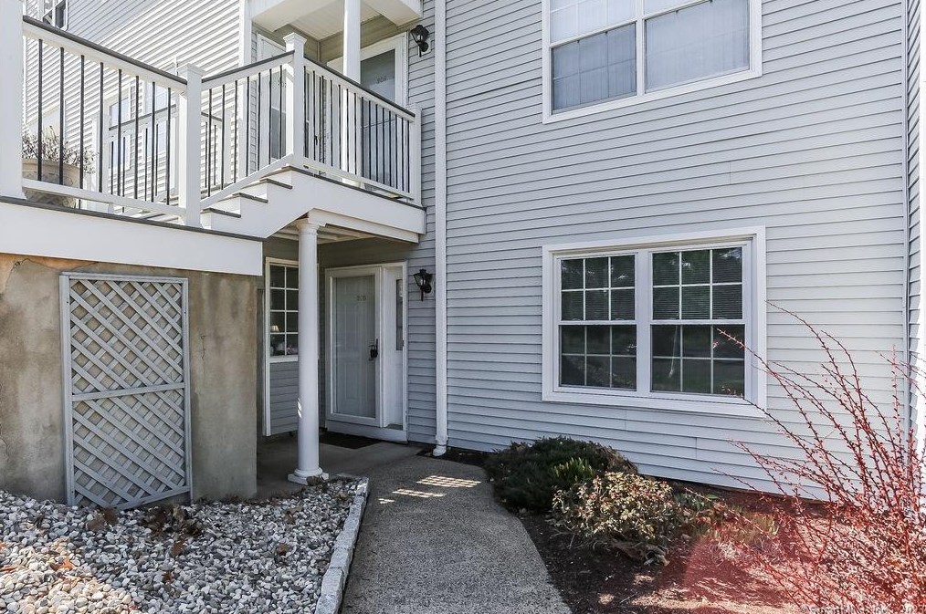 205 Watercourse Row, Rocky Hill, CT 06067-3265