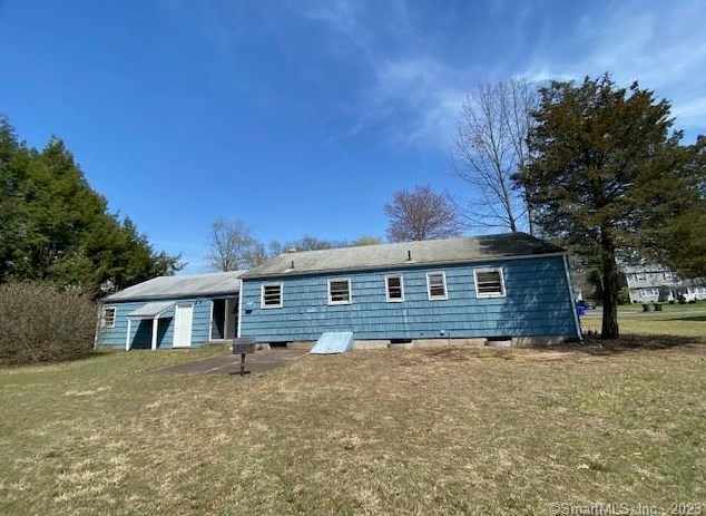 138 Rowland Dr, Hartford, CT 06118-2445
