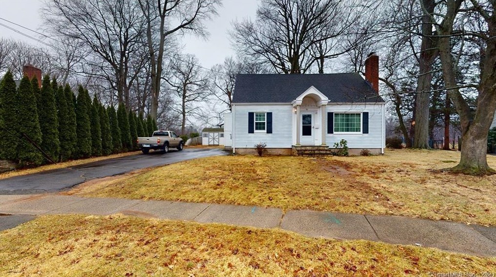 50 Manchester Cir, Hartford, CT 06110