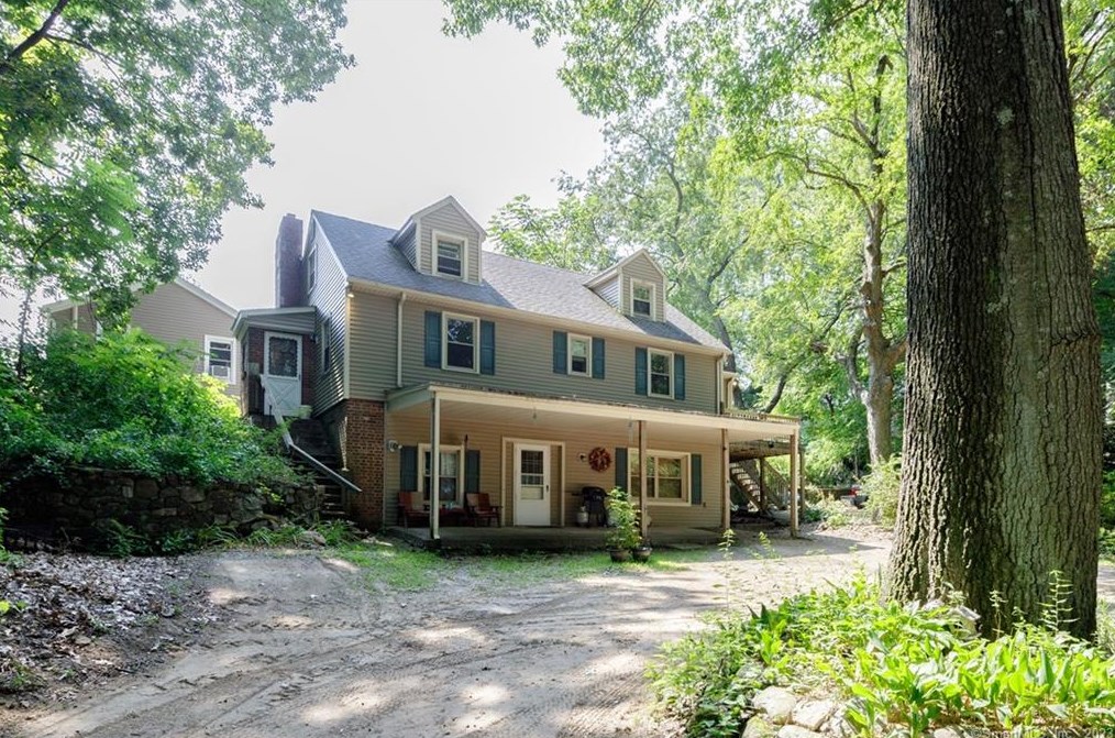 174 Rockwell Ave, Bristol, CT 06010