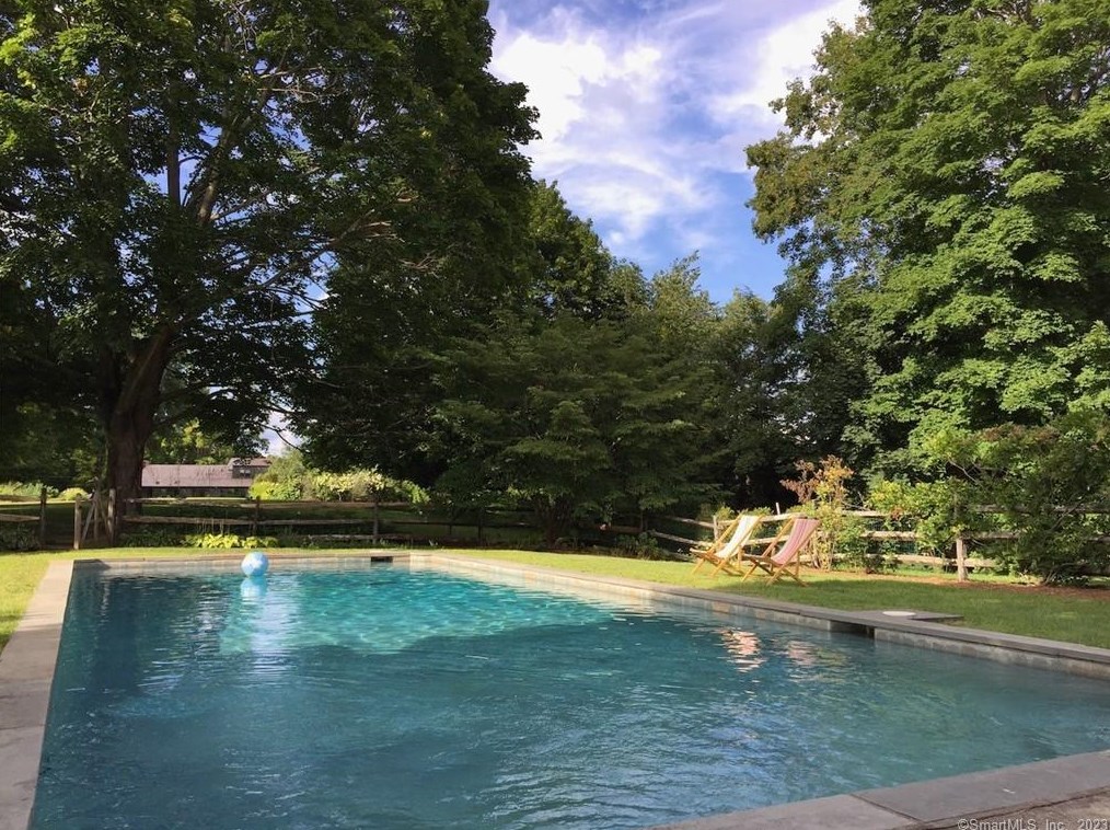87 Beaver Dam Rd, Salisbury, CT 06079