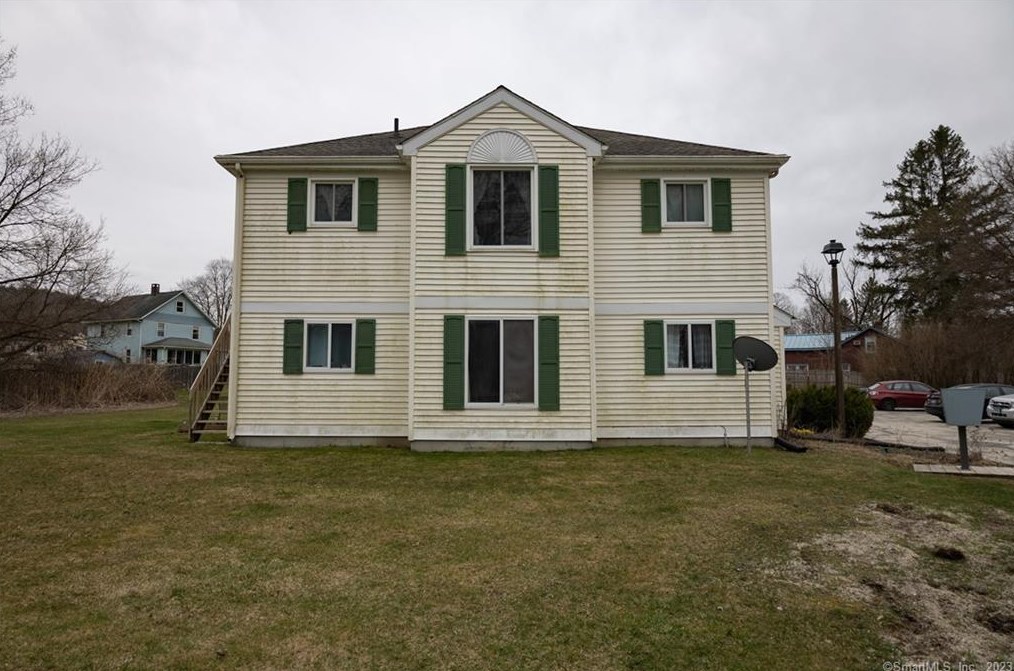 72 N Elm St #2e, Canaan, CT 06018