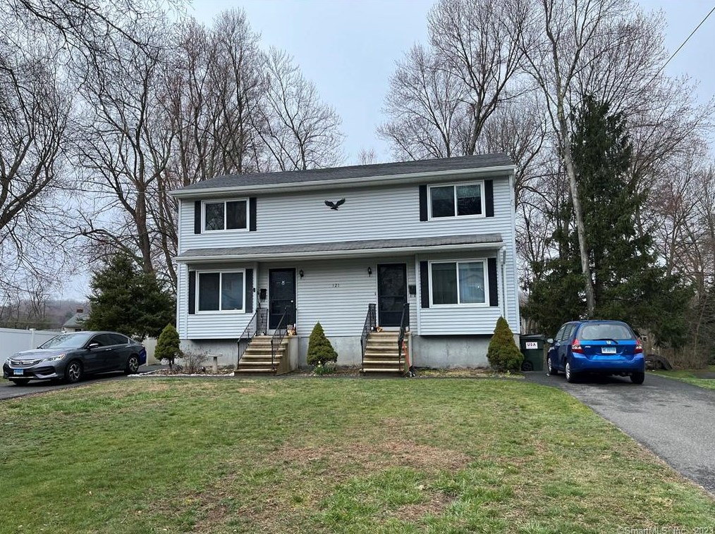 121 Charles St #1, Watertown, CT 06795
