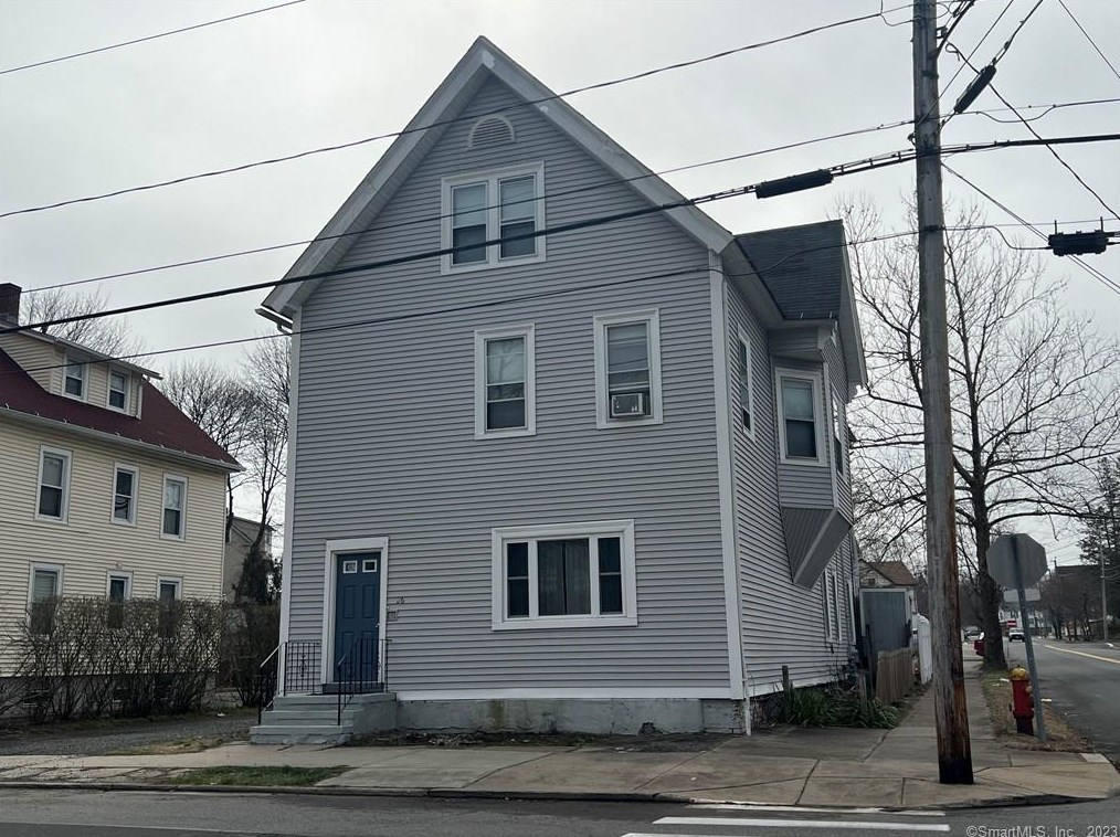 26 Valley St, Wallingford, CT 06492