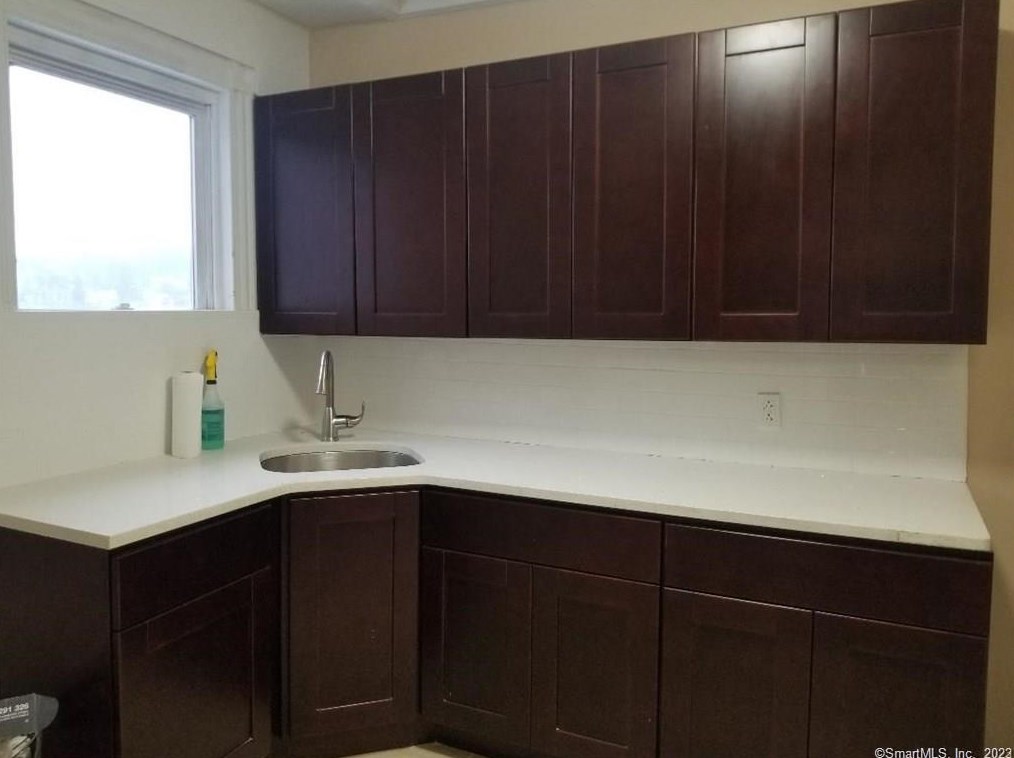 40 Ward St #3, Waterbury, CT 06704