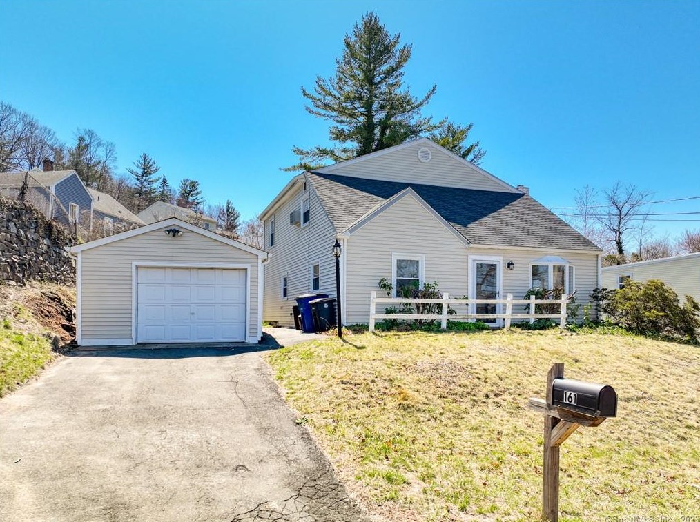 161 Glen Haven Rd, New Haven, CT 06513-1108