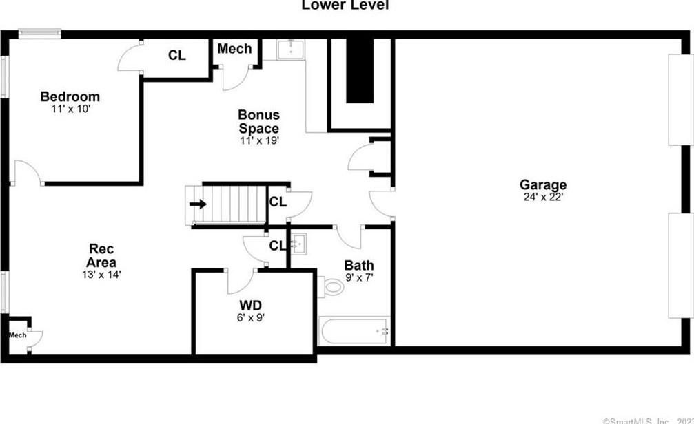 32 Gate Rd, Danbury CT  06811-3624 exterior